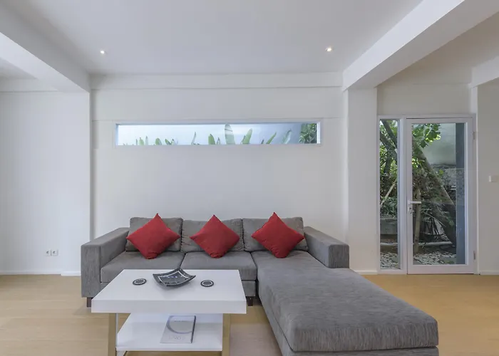 Coast Boutique Apartments